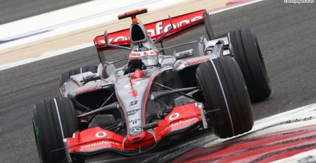 Fernando Alonso po raz pierwszy 'przegra�' z Hamiltonem