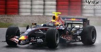 Mark Webber by� drugi, ale 1,5 sekudy za Raikkonenem