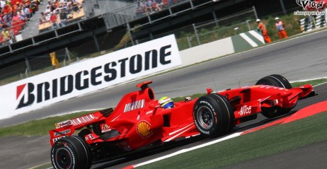 Felipe Massa nie da� szans Alonso