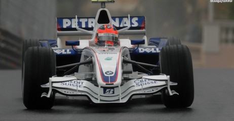Robert Kubica pomimo deszczu podczas trzeciego trenigu, w kwalifikacjach doskonale si� spisywa�