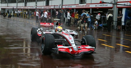 Lewis Hamilton nie obawia się deszczu