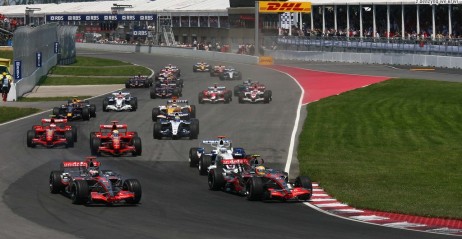 Tu� po starcie Fernando Alonso po raz pierwszy wypad� na traw�