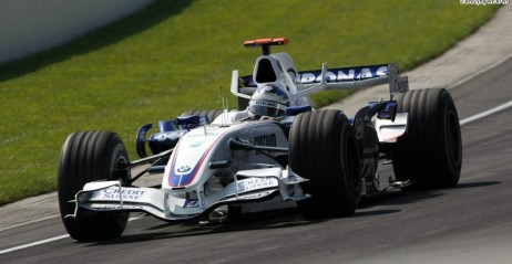 B��d kosztowa� Nicka Heidfelda trzeci� pozycj�