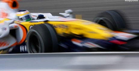 Renault tradycyjnie w pi�tki zajmuje miesca w drugiej dziesi�tce ...