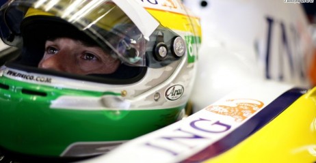 Fisichella chcia�by pozosta� w Renault