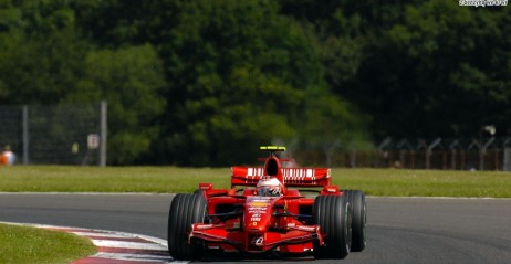 B��d kosztowa� Raikkonena Pole Position