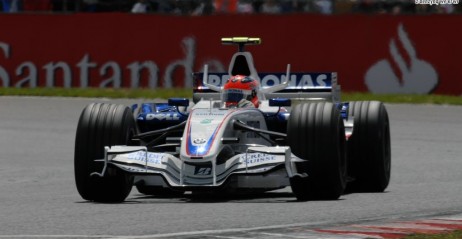 Robert Kubica w dwóch wyścigach zdobył dziesięć punktów