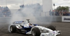 BMW Sauber Pit Lane Park