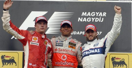 Lewis Hamilton ju� nied�ugo mo�e zmieni� barwy