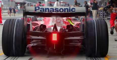 Kolejny sezon, kolejne zmarnowane nadzieje. Jak b�dzie w 2008?