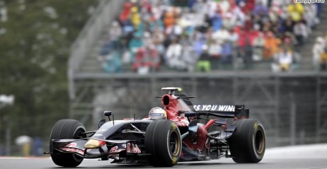 Sebastian Vettel spisa� si� doskonale...