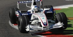 Nick Heidfeld zdołał przeskoczyć Kimiego Raikkonena Nick Heidfeld zdołał przeskoczyć Kimiego Raikkonena
