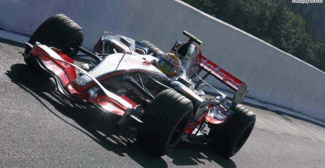 McLaren ko�czy sezon test�w na szczycie