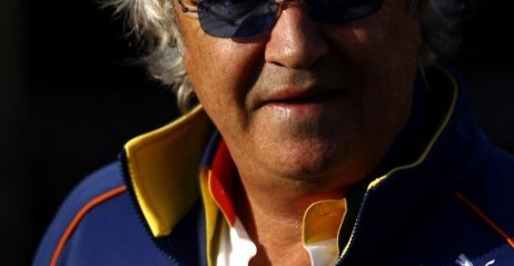 Alonso ma pom�c Renault wr�ci� na sam szczyt