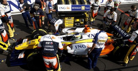 Symonds: 'Zar�wno kierowcom jak i ca�emu zespo�owi nale�� si� ogromne s�owa uznania'