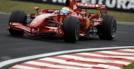Felipe Massa drugi rok z rz�du zdoby� Pole Position na Interlagos