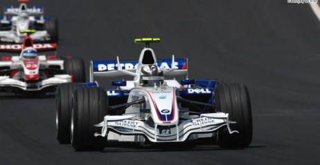 Robert Kubica straci� dwie pozycje na ostatnim zakr�cie