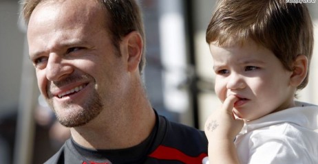 Rubens Barrichello mo�e zosta� zmuszony do przej�cia do Super Aguri