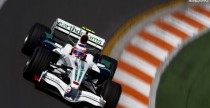 Po fatalnym sezonie 2007 Rubens Barrichello znowu zdoby punkty!