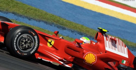 Felipe Massa w decydujcych chwilach wyczarowa fantastyczne okrenie