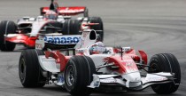 Jarno Trulli stoczy wyrwnany bj z McLarenami