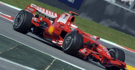 Kimi Raikkonen chociaż zdominował oba treningi, pozostaje bardzo ostrożny
