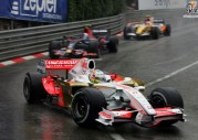 Adrian Sutil Sztil związku z karą ukończyłby wyścig co najwyżej na dziesiątej pozycji