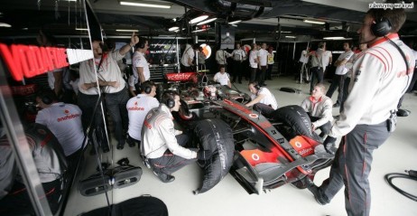 Whitmarsh: To naturalne, że Mercedes chce przejąć McLarena