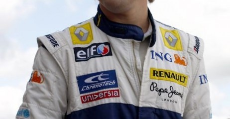 Fernando Alonso nie śpieszy się z podjęciem decyzji na temat swojej przyszłości