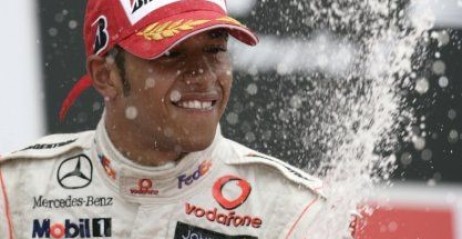 Lewis Hamilton pokaza na Silverstone wielk klas