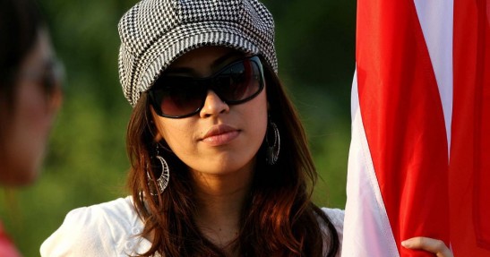 F1 pit babes Sepang 2007