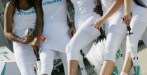 F1 pit babes Sepang 2007