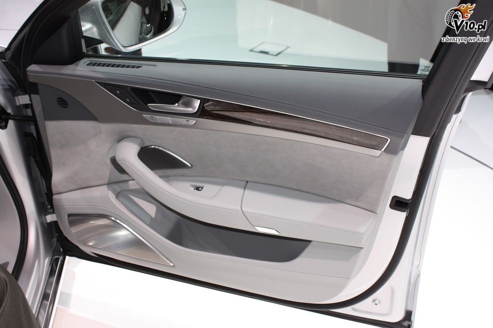 Nowe Audi A8 - model 2010 - premiera w Miami
