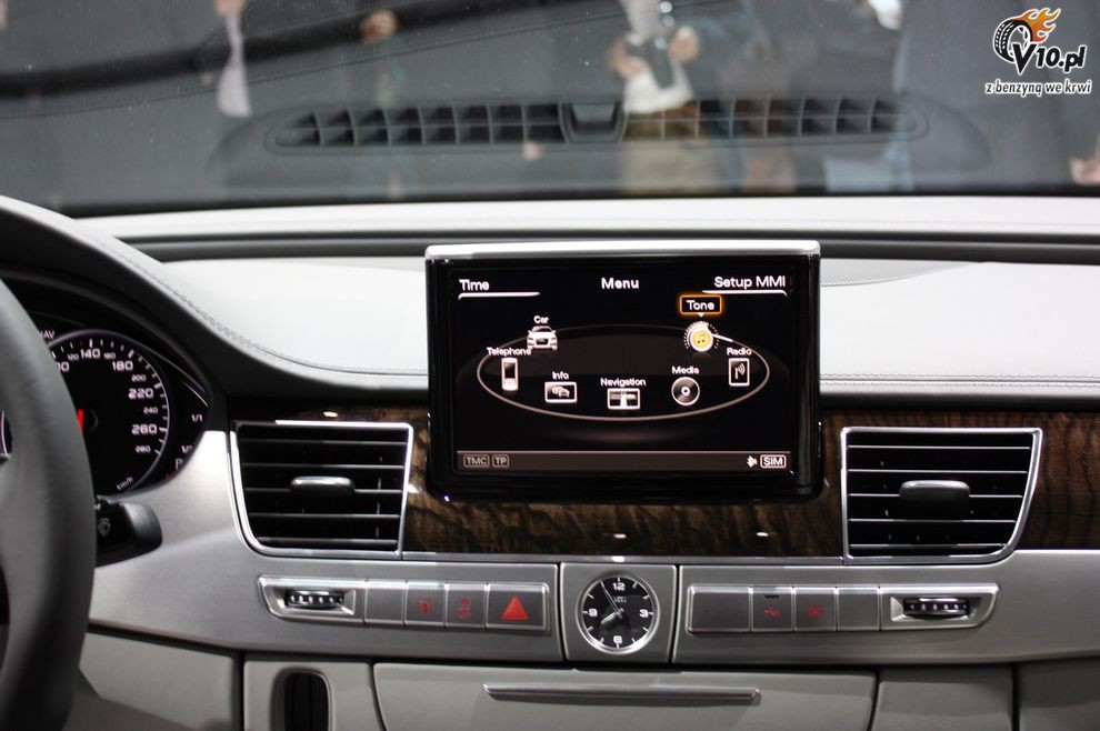 Nowe Audi A8 - model 2010 debiutuje w Miami