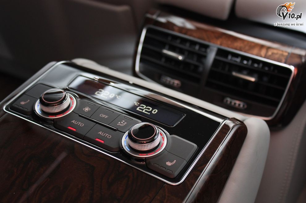 Nowe Audi A8 - model 2010 debiutuje w Miami