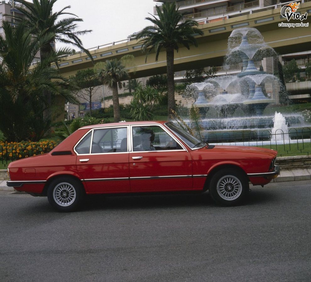 BMW serii 5 E12