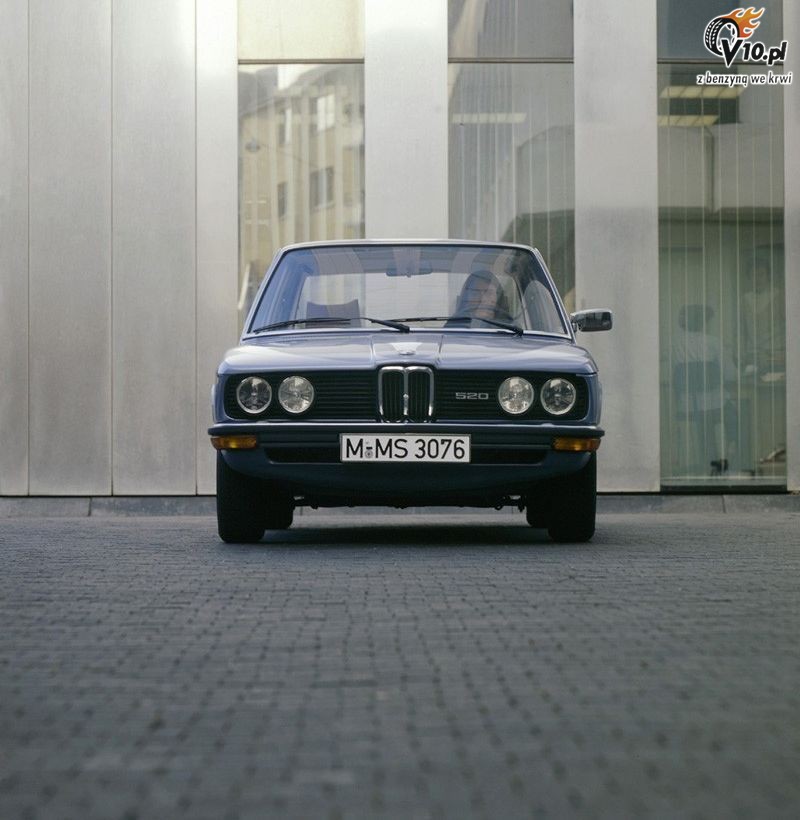 BMW serii 5 E12