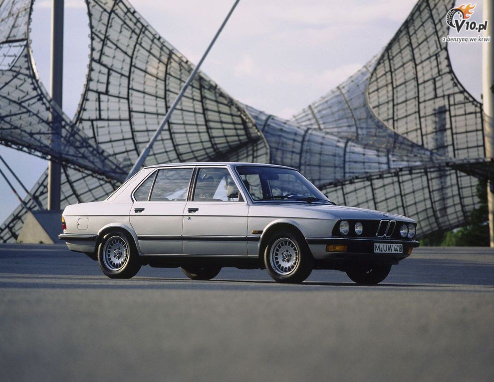 BMW serii 5 E28