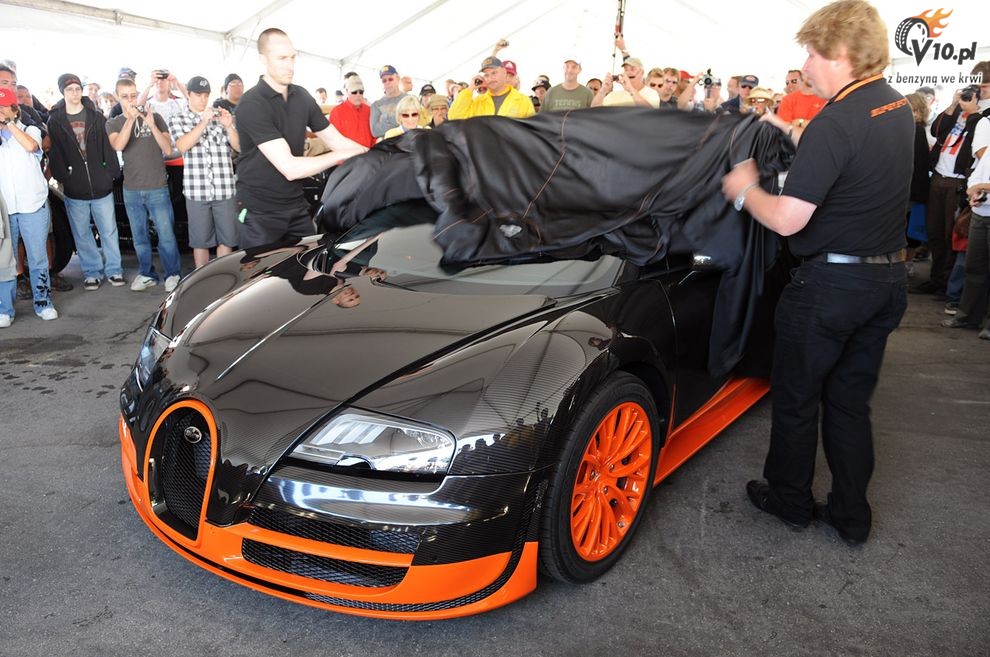 Bugatti Veyron Super Sport na torze Laguna Seca