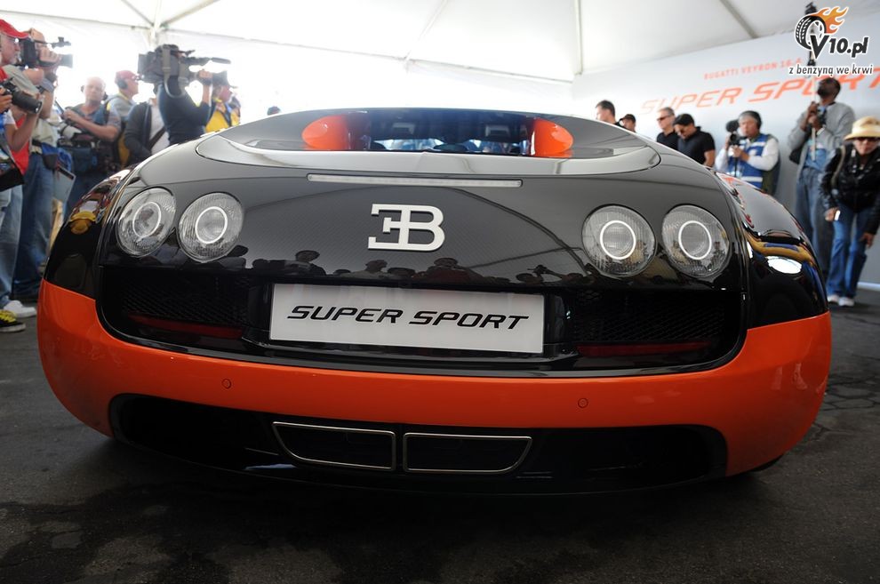 Bugatti Veyron Super Sport na torze Laguna Seca