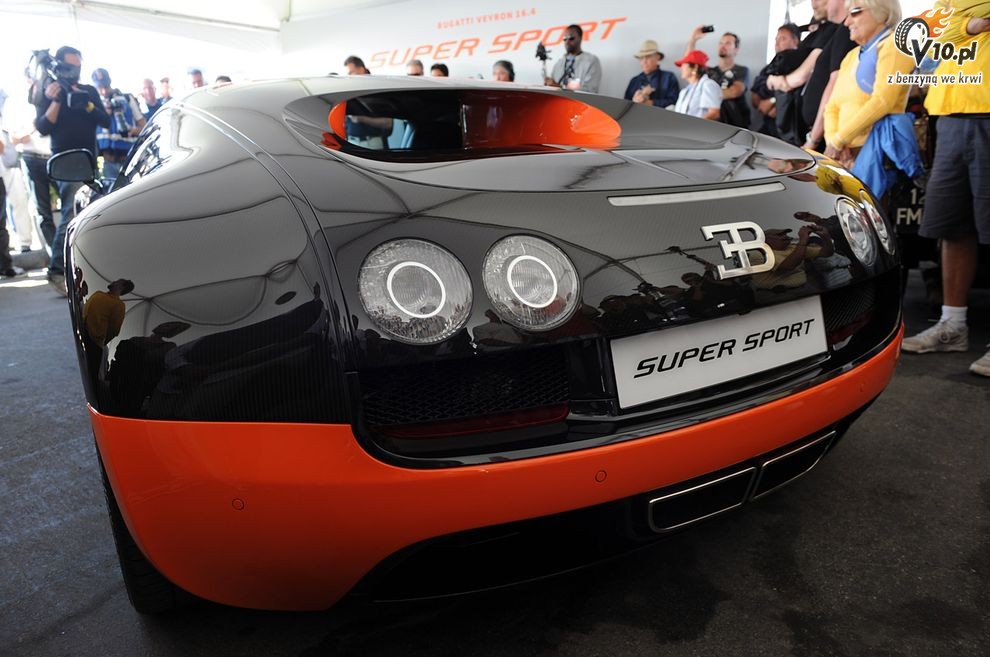 Bugatti Veyron Super Sport na torze Laguna Seca