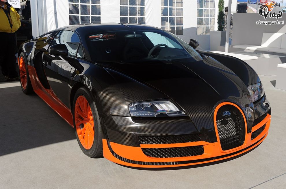 Bugatti Veyron Super Sport na torze Laguna Seca