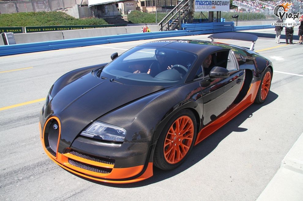 Bugatti Veyron Super Sport na torze Laguna Seca