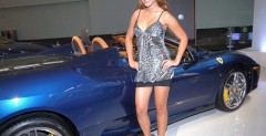 Dziewczyny na LA Auto Show 2008