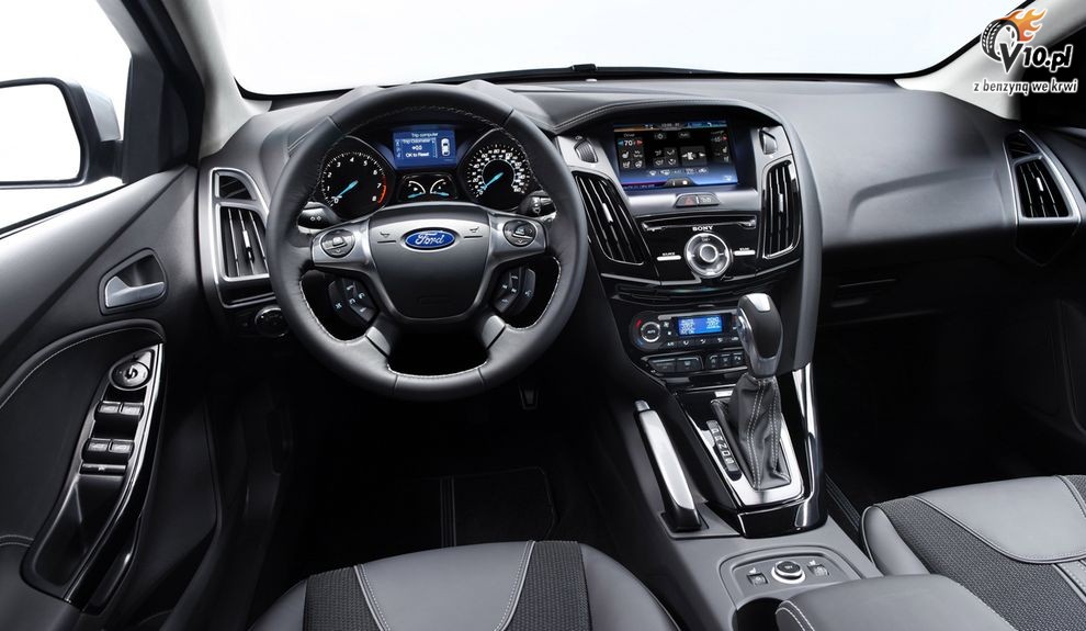 nowy_ford_focus_2010_23.jpg