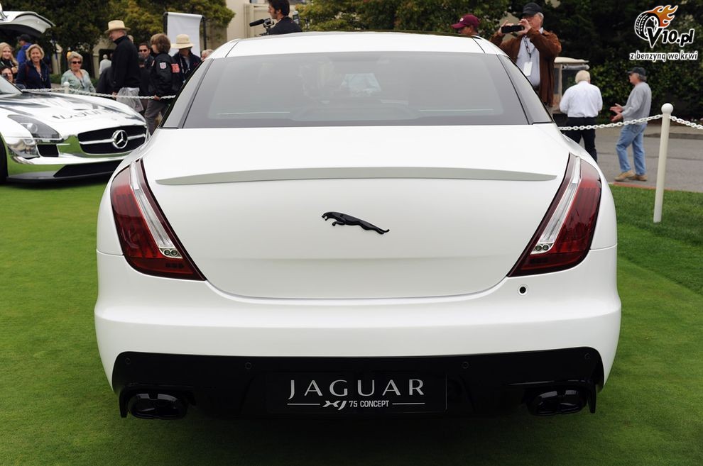 Nowy Jaguar XJ75 Platinum Concept w Monterey