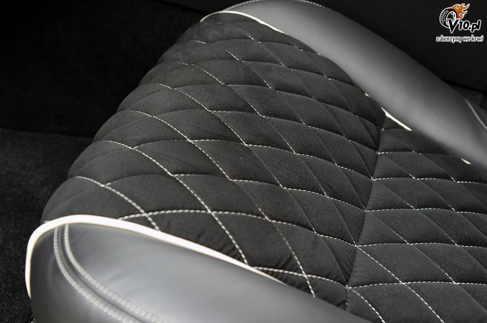 Nowy Jaguar XJ75 Platinum Concept w Monterey