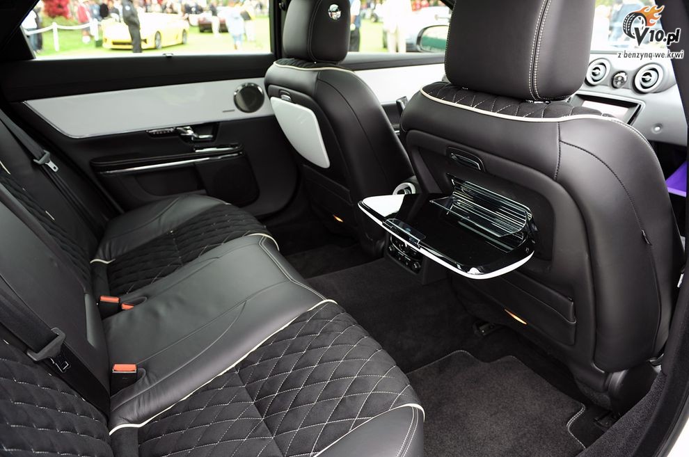Nowy Jaguar XJ75 Platinum Concept w Monterey