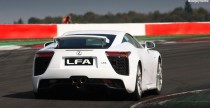 Nowy Lexus LFA