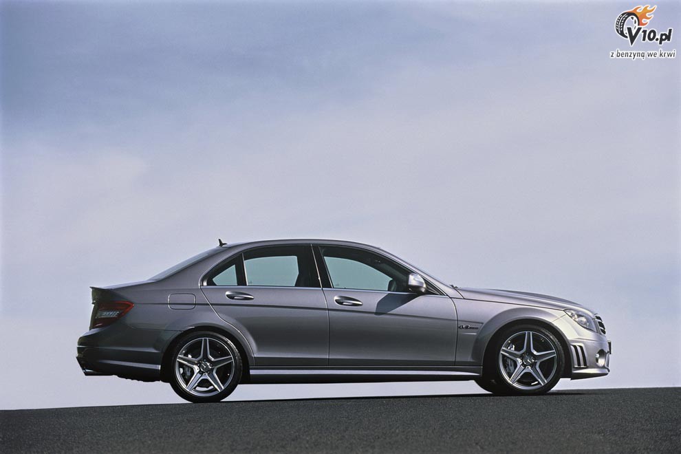 Mercedes C63 AMG